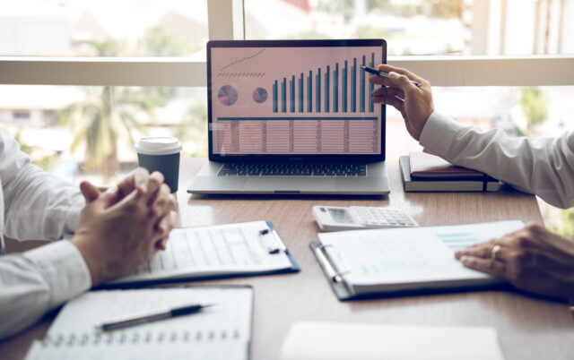 What Stock Allocations Do Advisors Recommend And How Does It Impact Their Clients? – Center for Retirement Research
